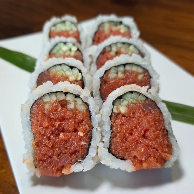 Spicy Tuna Cut Roll.